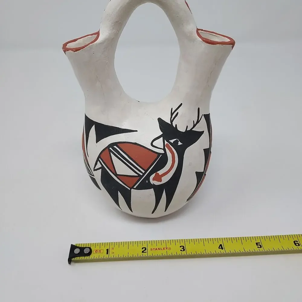 Vintage Native American R Malie Acoma Pueblo Pottery Wedding Vase Heartline Deer
